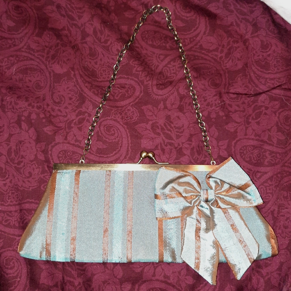 Vintage Ladies Shoulder Clutch